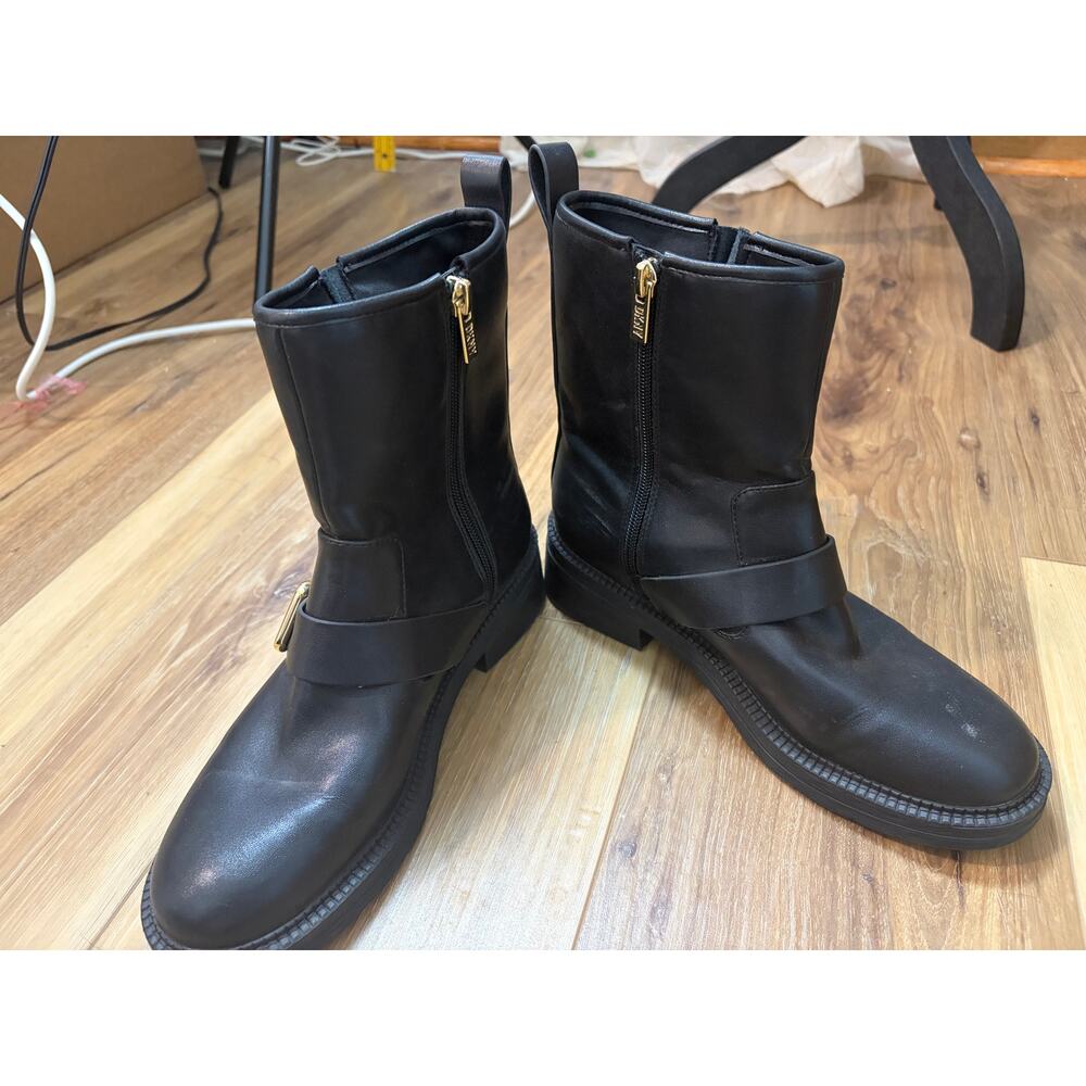 DKNY Isabetta Black Moto Ankle Boots Gold Buckle Zip Size 7M Combat Biker - Picture 2 of 7